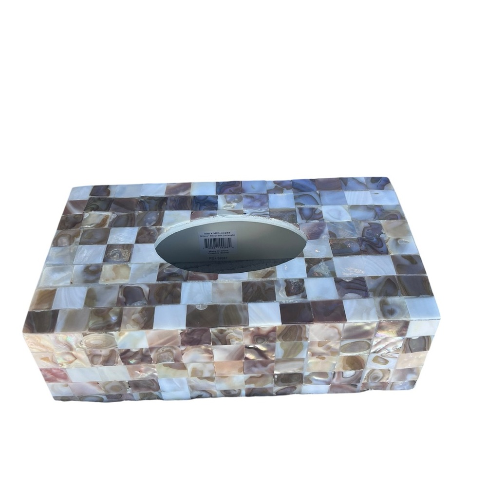 Creative Scents Milano
Tissue Box Cover Mother-of-Pearl Mosaic Tissue Box Cover